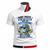 Tricou personalizat unisex Atitudine cu un pește simpatic și mesaj amuzant. Un design original pentru cei care își urmează propriul drum și privesc viața cu optimism