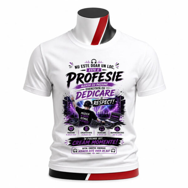 Tricou personalizat unisex DJ cu pasiune, cu design spectaculos și mesaj inspirațional. Ideal pentru DJ profesioniști, pasionați de muzică și evenimente