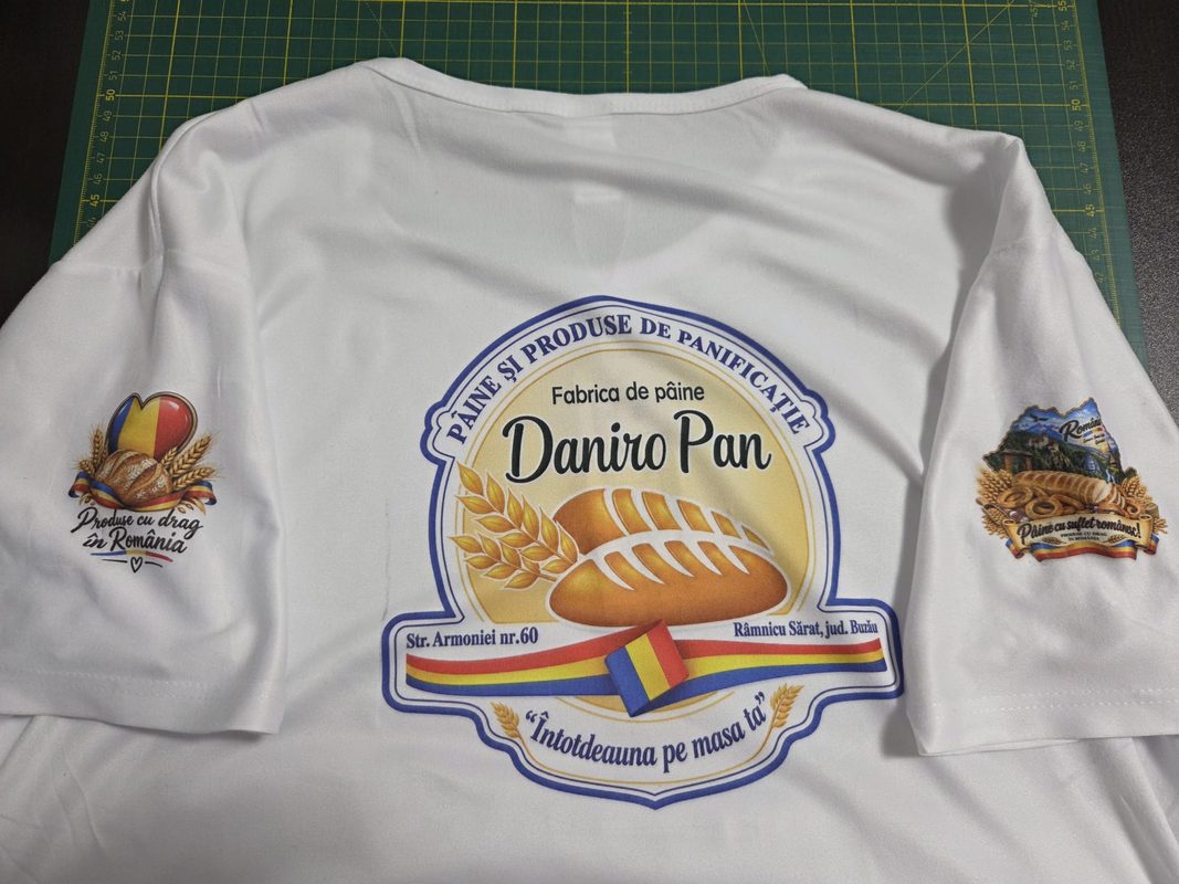 Tricou pentru afaceri din Râmnicu Sărat și Oreavu Tricouri sublimabile pentru brutării patiserii restaurante magazine și personalul firmei